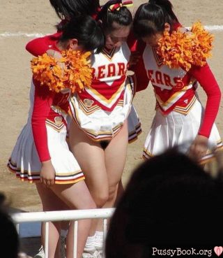 Amateur Cheerleader Pussy Upskirts - Nude Cheerleader Pussy upskirt | Pussy Pictures - Asses - Boobs - Largest Amateur  Nude Girls Photos Erotic Archive - PussyBook